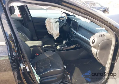 2024 Kia Forte Gt-Line z USA, uszkodzony, nr VIN 3KPF54AD2RE807452